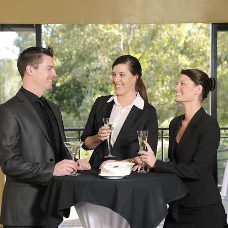 Assured Ascot Quays Apartment Hotel Perth Exteriör bild