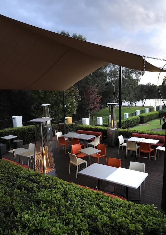 Assured Ascot Quays Apartment Hotel Perth Exteriör bild