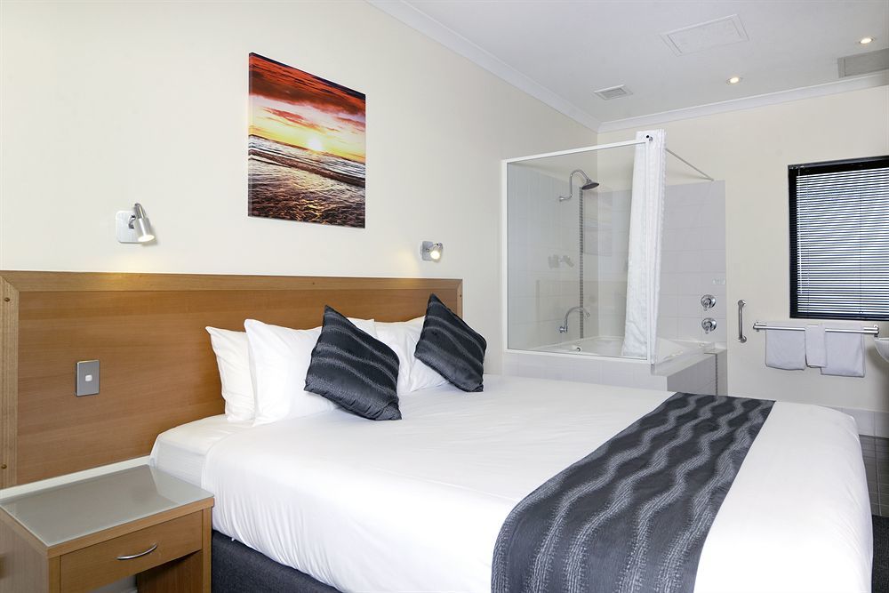 Assured Ascot Quays Apartment Hotel Perth Exteriör bild