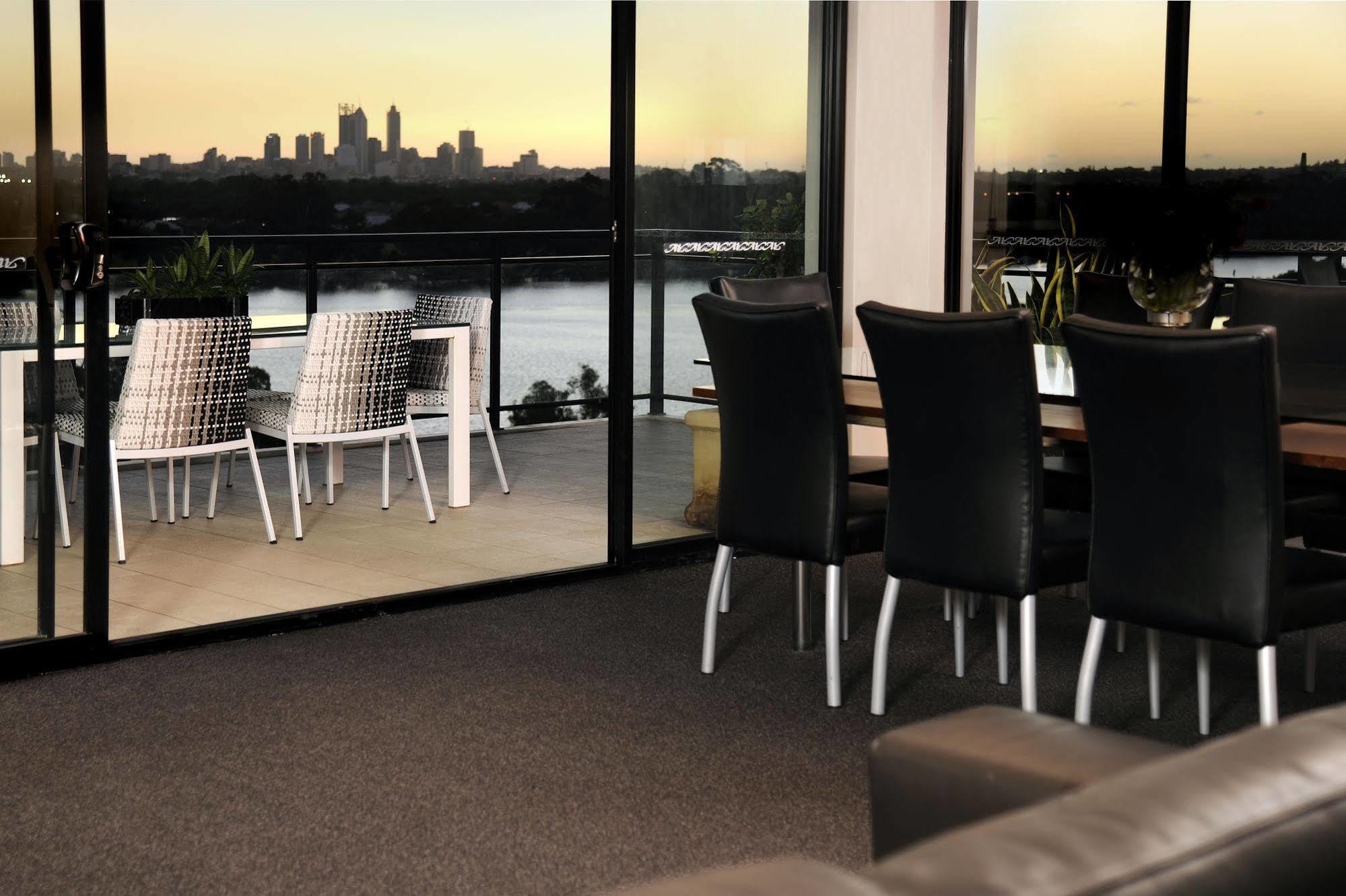 Assured Ascot Quays Apartment Hotel Perth Exteriör bild